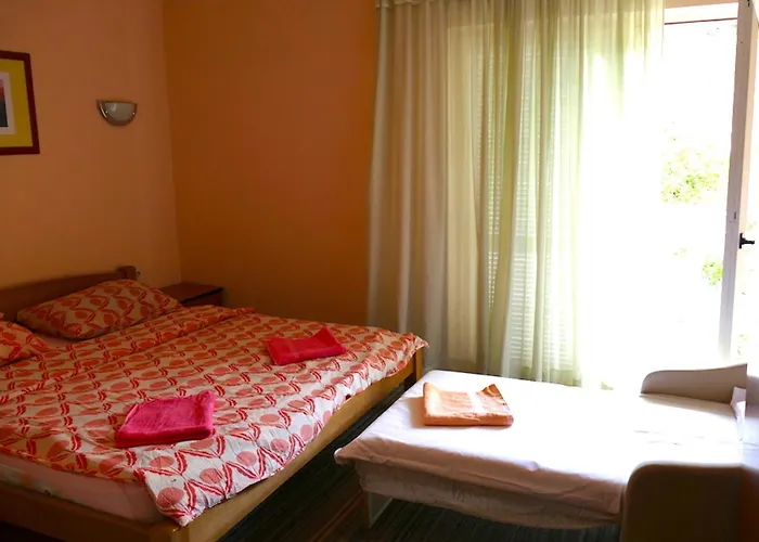 Garni Stefi! Bed & Breakfast Supetarska Draga