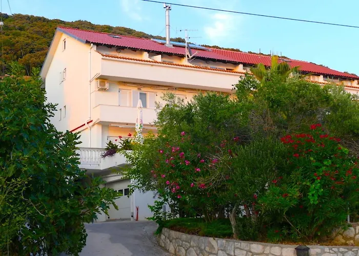 Garni Stefi! Couette-café