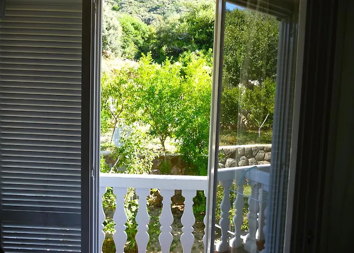 Couette-café Garni Stefi! Supetarska Draga